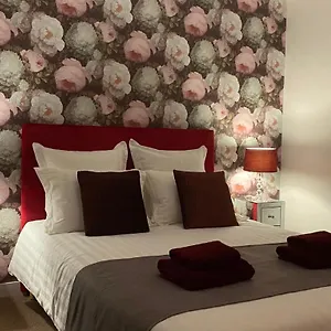 2* Hotel Le Patio